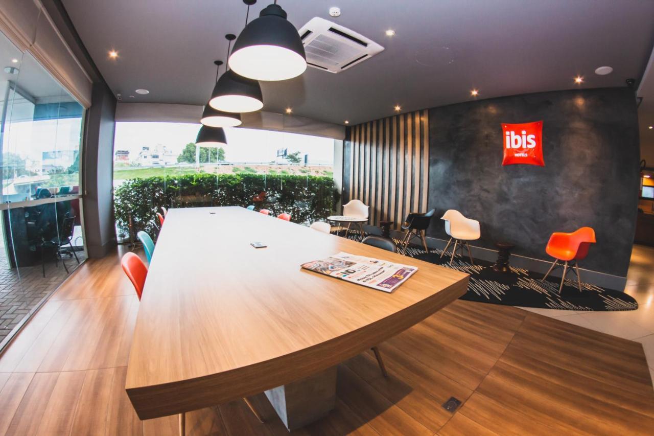 Ibis Sao Jose Hotel Exterior photo