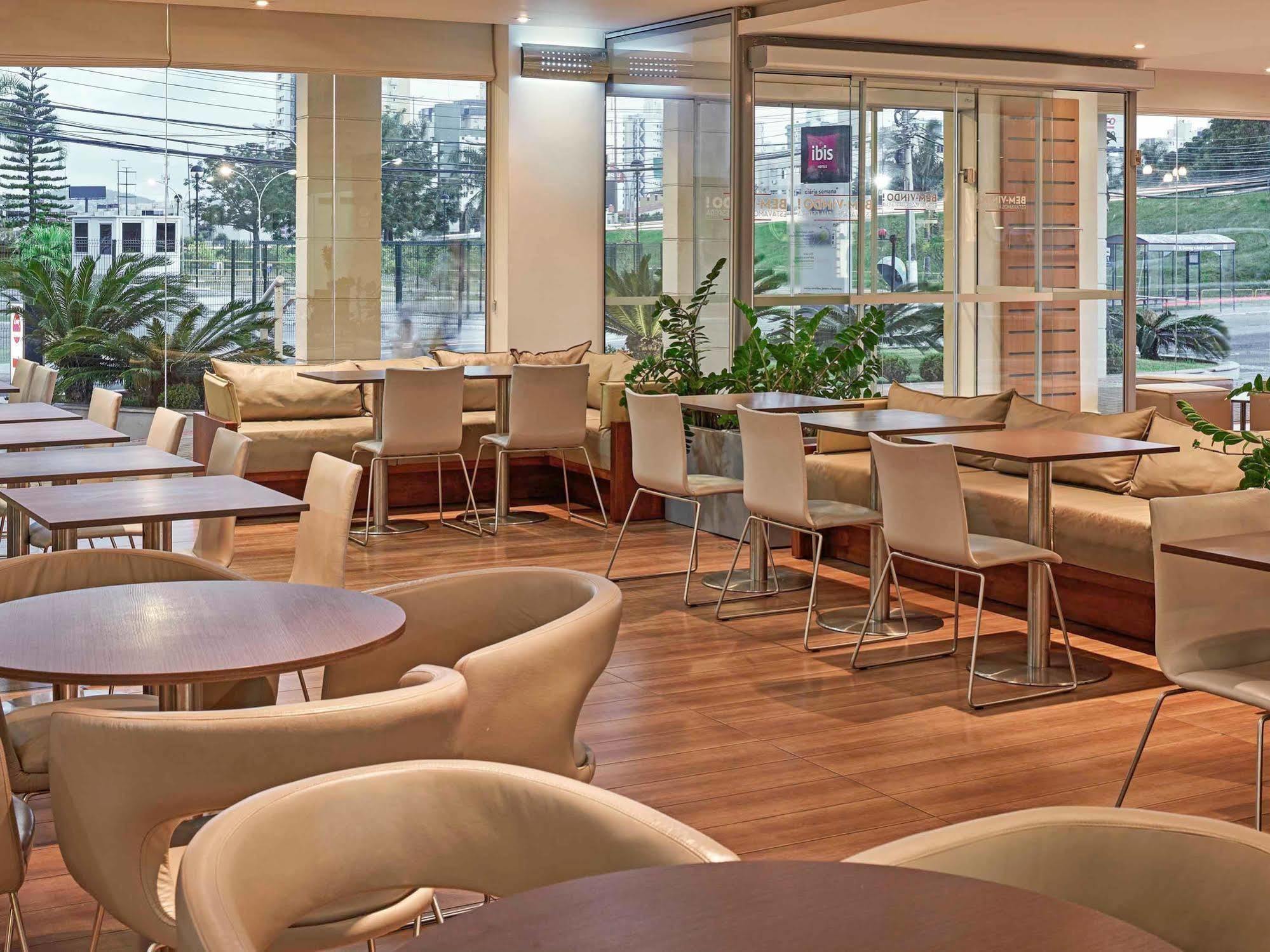 Ibis Sao Jose Hotel Exterior photo